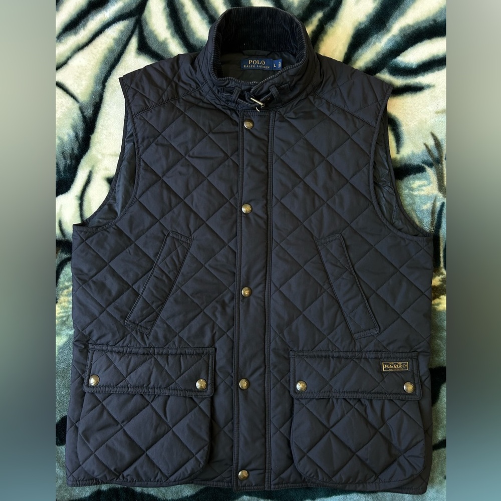 -Polo Ralph Lauren Quilted Vest 
-Size Large